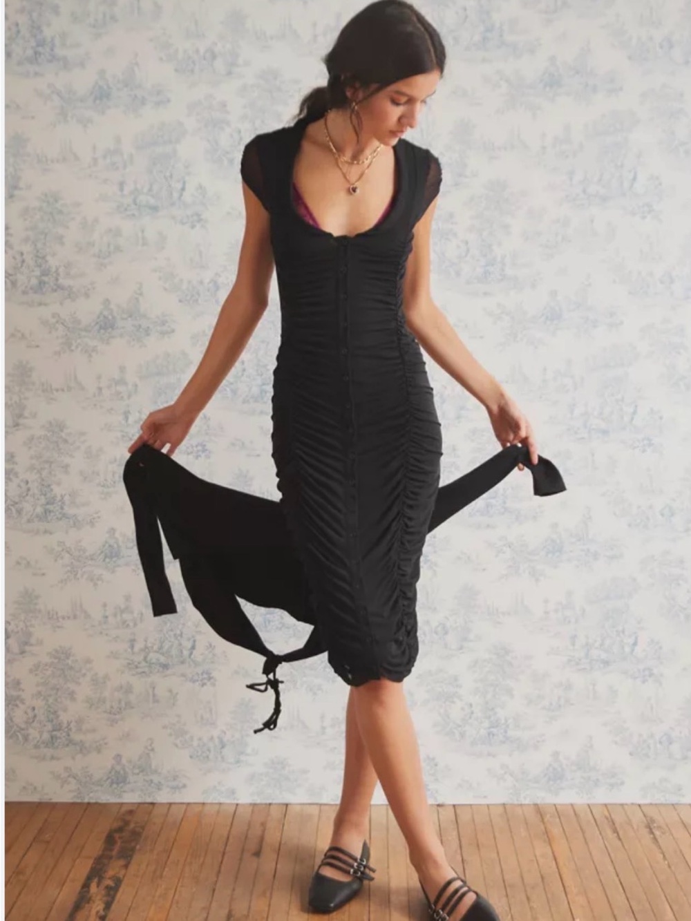 Kimchi Blue Black Ruched Button-Front Midi Dress Size Medium